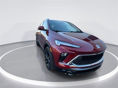 Used 2024 Buick Encore GX Sport Touring w/ Experience Buick Package image 2