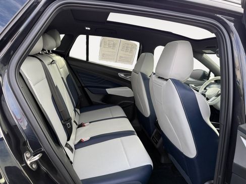 Certified 2023 Volkswagen ID.4 Pro S AWD/4WD image 18