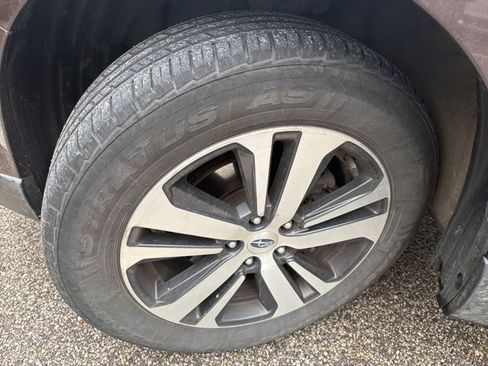 Used 2019 Subaru Outback 2.5i Limited image 25