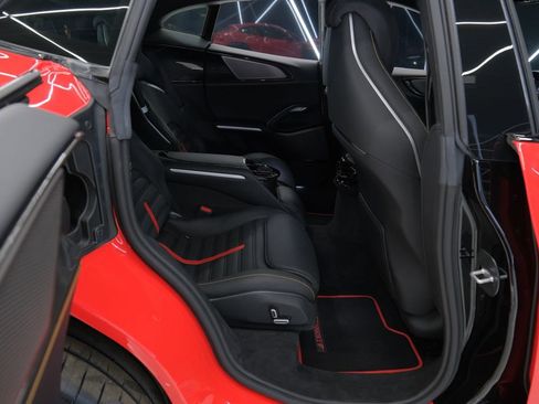 Used 2023 Ferrari Purosangue image 48