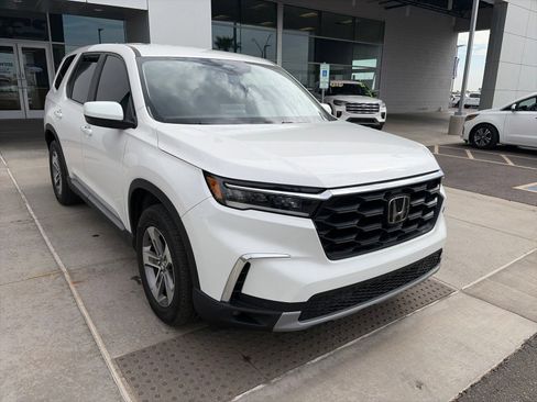 Used 2024 Honda Pilot EX-L image 7