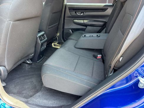 Used 2025 Honda CR-V Sport image 10