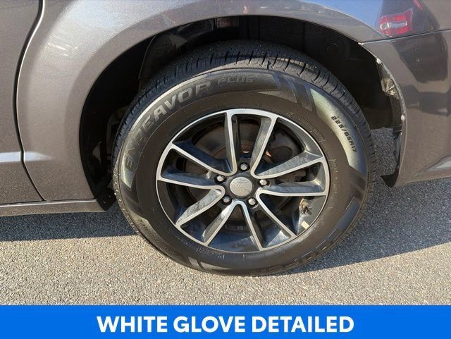 Used 2018 Dodge Grand Caravan GT FWD image 16
