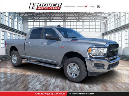 Used 2022 RAM 2500 Big Horn AWD/4WD image 1