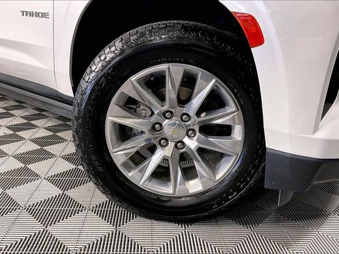 Used 2023 Chevrolet Tahoe Premier w/ Premium Package image 11