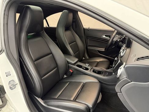 Used 2019 Mercedes-Benz CLA 250 4MATIC image 24