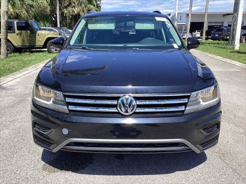 Used 2018 Volkswagen Tiguan S FWD image 2