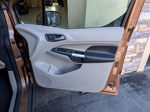 Used 2014 Ford Transit Connect Titanium image 27
