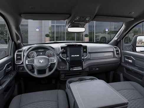 New 2025 RAM 5500 4x4 Regular Cab image 14