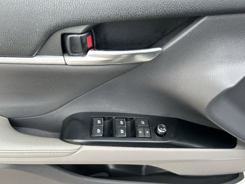 Certified 2020 Toyota Camry XLE w/ Four Season Floor Mat Package FWD image 15