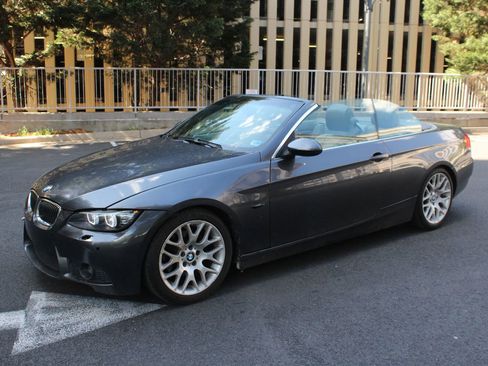 Used 2007 BMW 328i Convertible RWD image 12