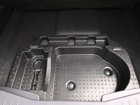 Used 2024 Ford Mustang Mach-E Select image 19