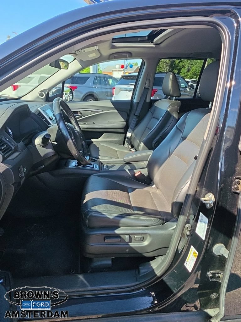 Used 2019 Honda Ridgeline RTL image 11