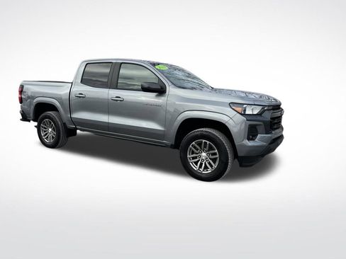 Used 2023 Chevrolet Colorado LT w/ LT Convenience Package II image 7