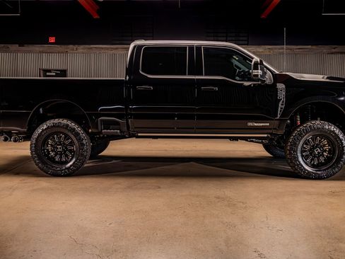 Used 2026 Ford F250 Platinum image 11