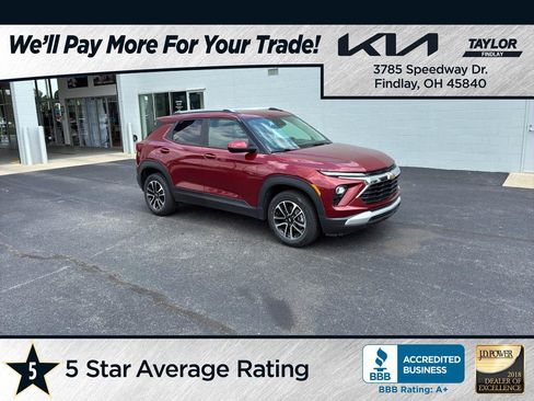 Used 2025 Chevrolet TrailBlazer LT AWD/4WD image 1