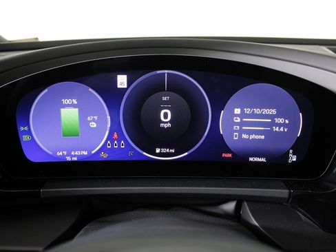 Certified 2025 Porsche Macan 4S Electric image 24