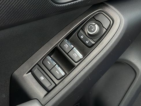 Certified 2025 Subaru Crosstrek 2.5i Limited w/ Crosstrek Mirror Package AWD/4WD image 23