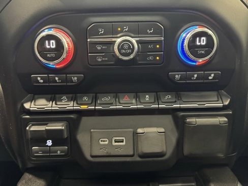Used 2020 GMC Sierra 1500 AT4 w/ AT4 Preferred Package image 24