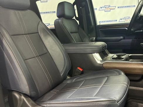 Used 2025 Chevrolet Silverado 2500 High Country w/ High Country Premium Package AWD/4WD image 50