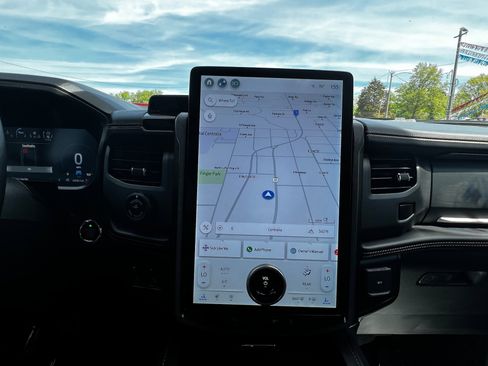 Used 2023 Ford Expedition Max Platinum image 42