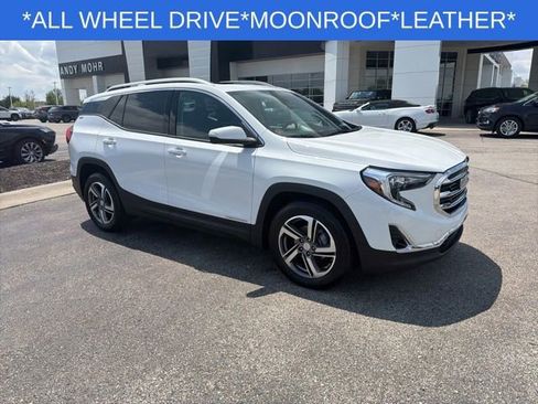 Used 2020 GMC Terrain SLT w/ Preferred Package AWD/4WD image 2