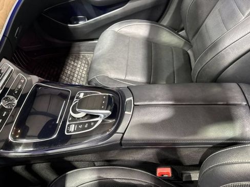 Used 2017 Mercedes-Benz E 400 4MATIC Wagon image 95