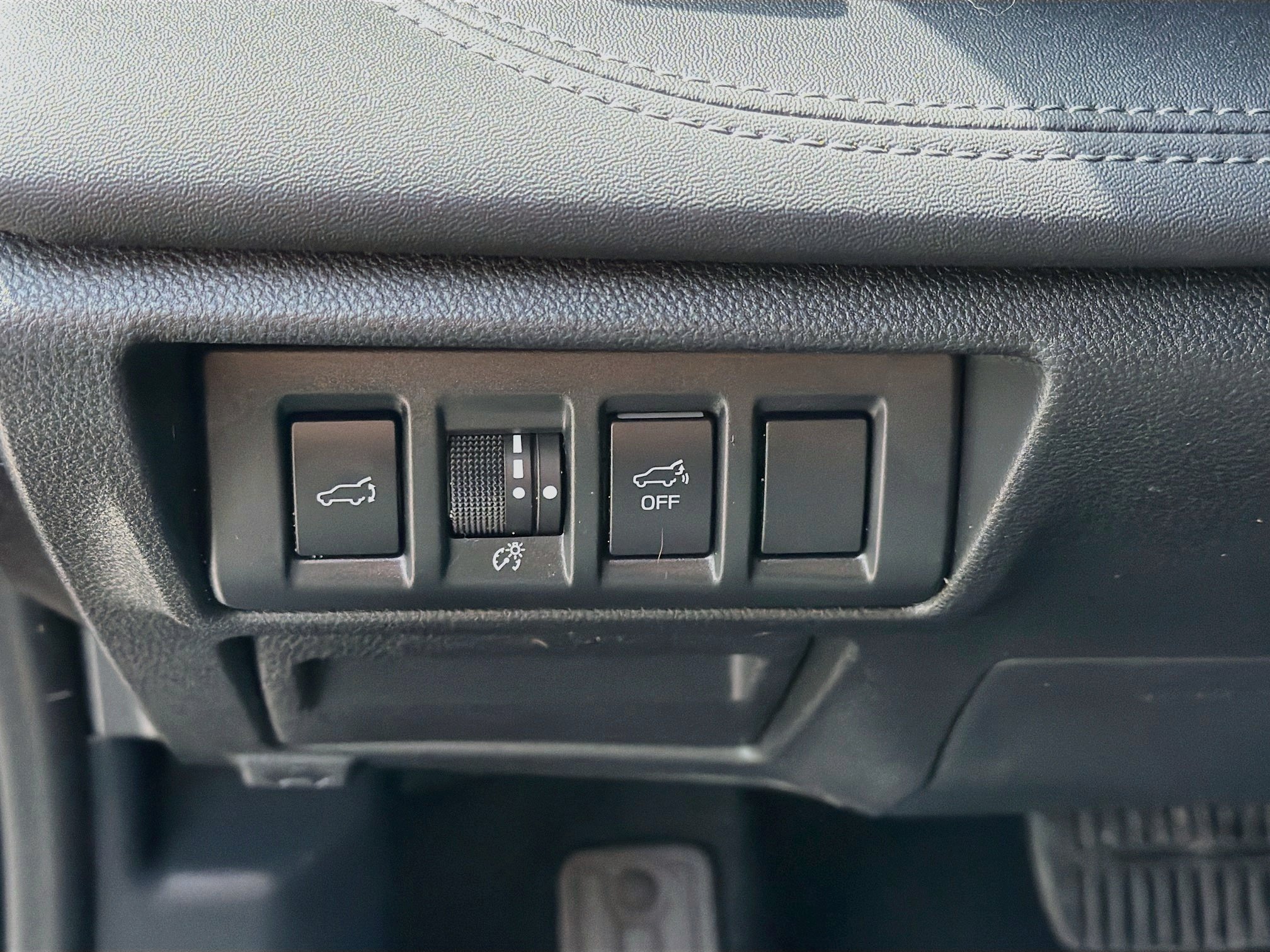 Used 2023 Subaru Outback Touring AWD/4WD image 35