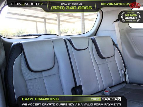 Used 2017 Kia Sedona LX w/ LX Essentials Premium Package image 15