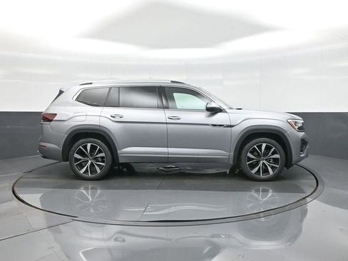 New 2026 Volkswagen Atlas SEL Premium R-Line AWD/4WD image 8