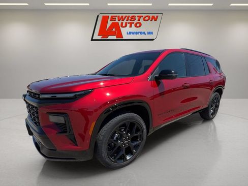 Certified 2024 Chevrolet Traverse RS w/ LPO, Floor Liner Package AWD/4WD image 1
