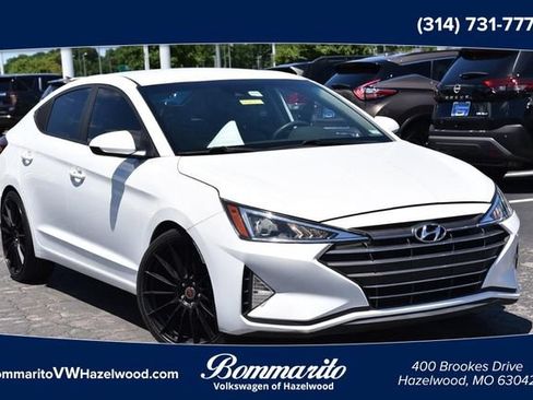Used 2020 Hyundai Elantra SE FWD image 1
