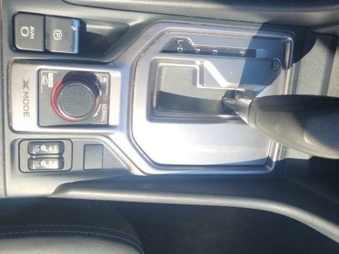 Used 2020 Subaru Forester Premium AWD/4WD image 37