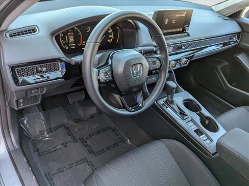 Used 2023 Honda Civic EX image 10