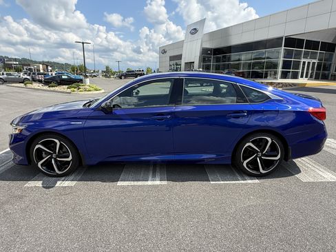 Used 2022 Honda Accord Sport image 8