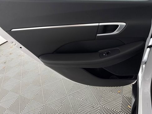Certified 2023 Hyundai Sonata SEL w/ Cargo Package FWD image 14