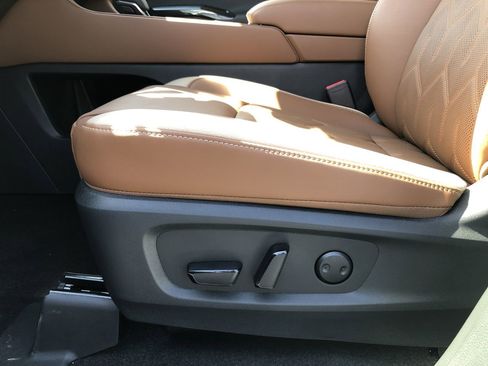 New 2026 Nissan Pathfinder Platinum w/ Cargo Package image 24