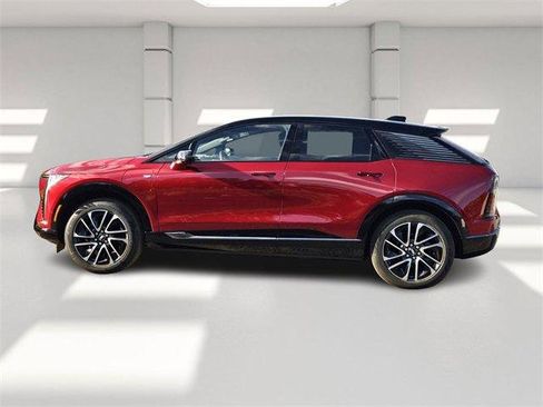 New 2026 Cadillac Optiq Sport 1 image 2