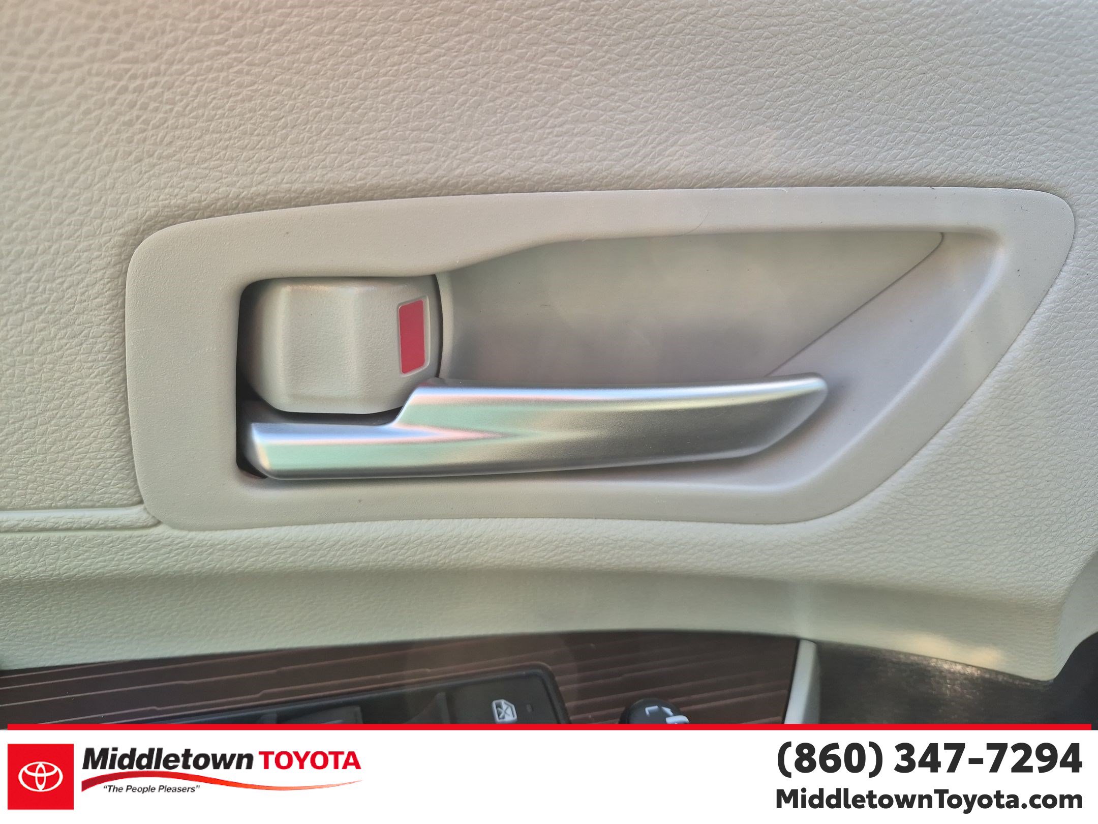 Certified 2024 Toyota Sienna XLE w/ XLE Plus Package AWD/4WD image 11