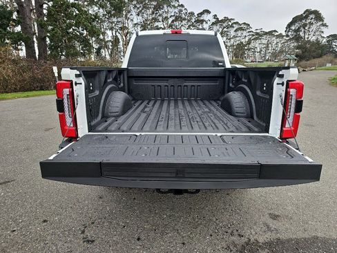 New 2026 Ford F250 Platinum w/ Platinum Plus Package AWD/4WD image 40