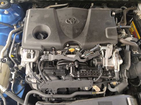 Used 2019 Toyota Camry SE FWD image 30