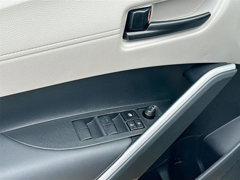 New 2026 Toyota Corolla Cross LE image 21