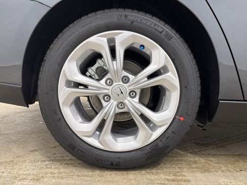 New 2025 Honda Accord LX image 11