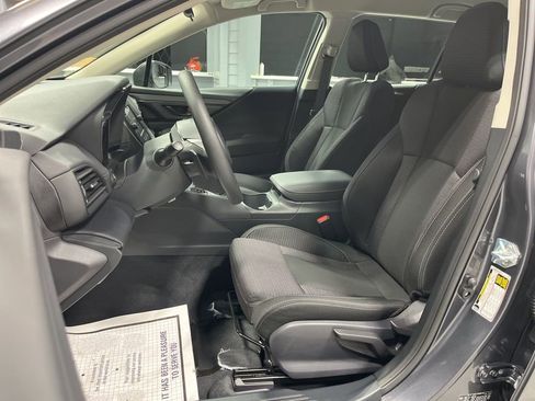 Certified 2025 Subaru Outback Base image 15