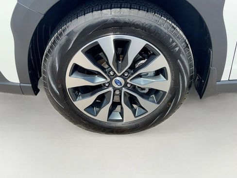 Certified 2025 Subaru Outback Limited AWD/4WD image 44