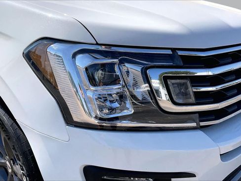 Used 2021 Ford Expedition XLT AWD/4WD image 27