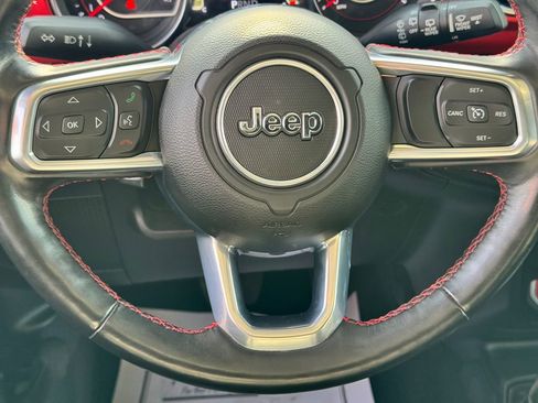 Used 2022 Jeep Wrangler Rubicon w/ Steel Bumper Group AWD/4WD image 19