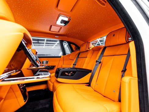 Used 2026 Rolls-Royce Phantom Sedan image 78