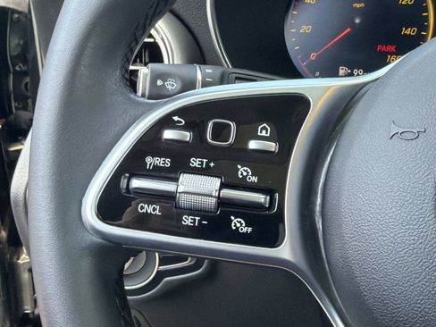 Used 2022 Mercedes-Benz GLC 300 image 31