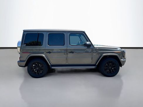 Used 2021 Mercedes-Benz G 550 image 2